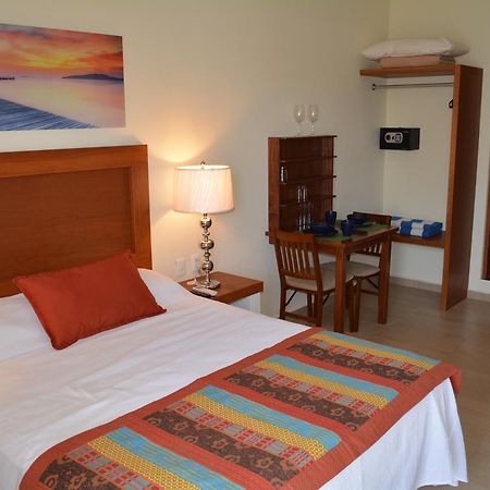 Suites Sanrey Пуэрто-Морелос Экстерьер фото